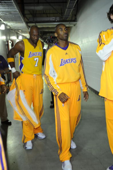 超出了阿隆 超出了阿隆