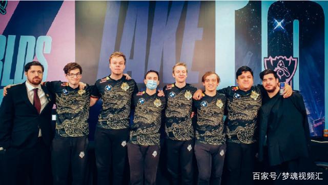 在足球界 在足球界