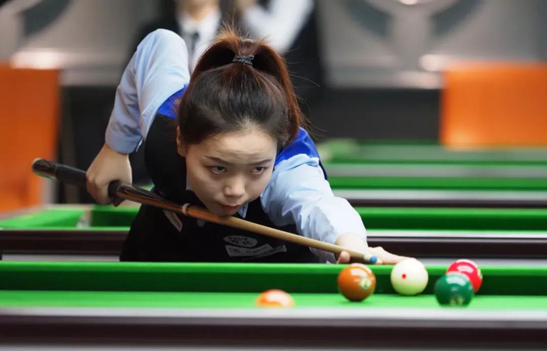 集体合作的 集体合作的